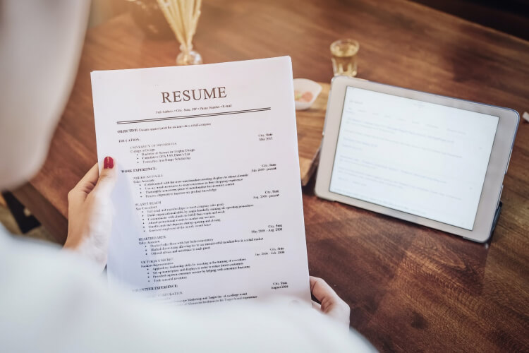 14 Simple Yet Effective Ways to Brand Your Cv